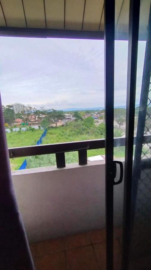 Ri'S One Oasis W Free Pool Back Of Sm City Mall Davao City المظهر الخارجي الصورة